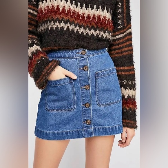 Free People Women’s Dark Don't Get Me Wrong Denim Skirt Size 29 - Picture 5 of 17
